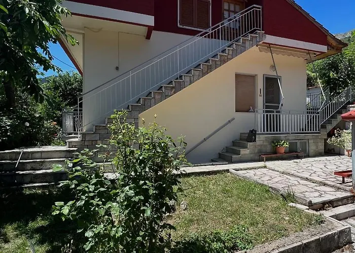 Memories Apartments - Σοφίτα Με Τζάκι Στο Καρπενήσι.